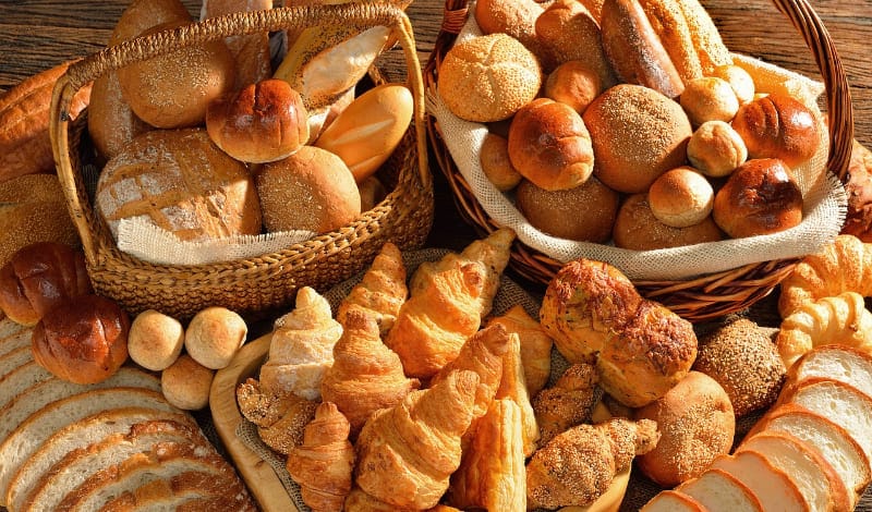 パンはなぜ焼くと膨らむ-アイキャッチ